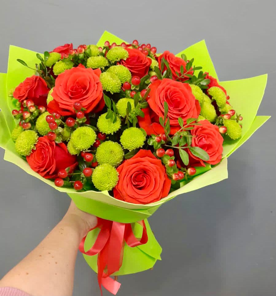 Букет цветов из: Хризантемы и Розы в Полысаево