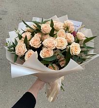 Букет Кремовые розы Латте в Полысаево