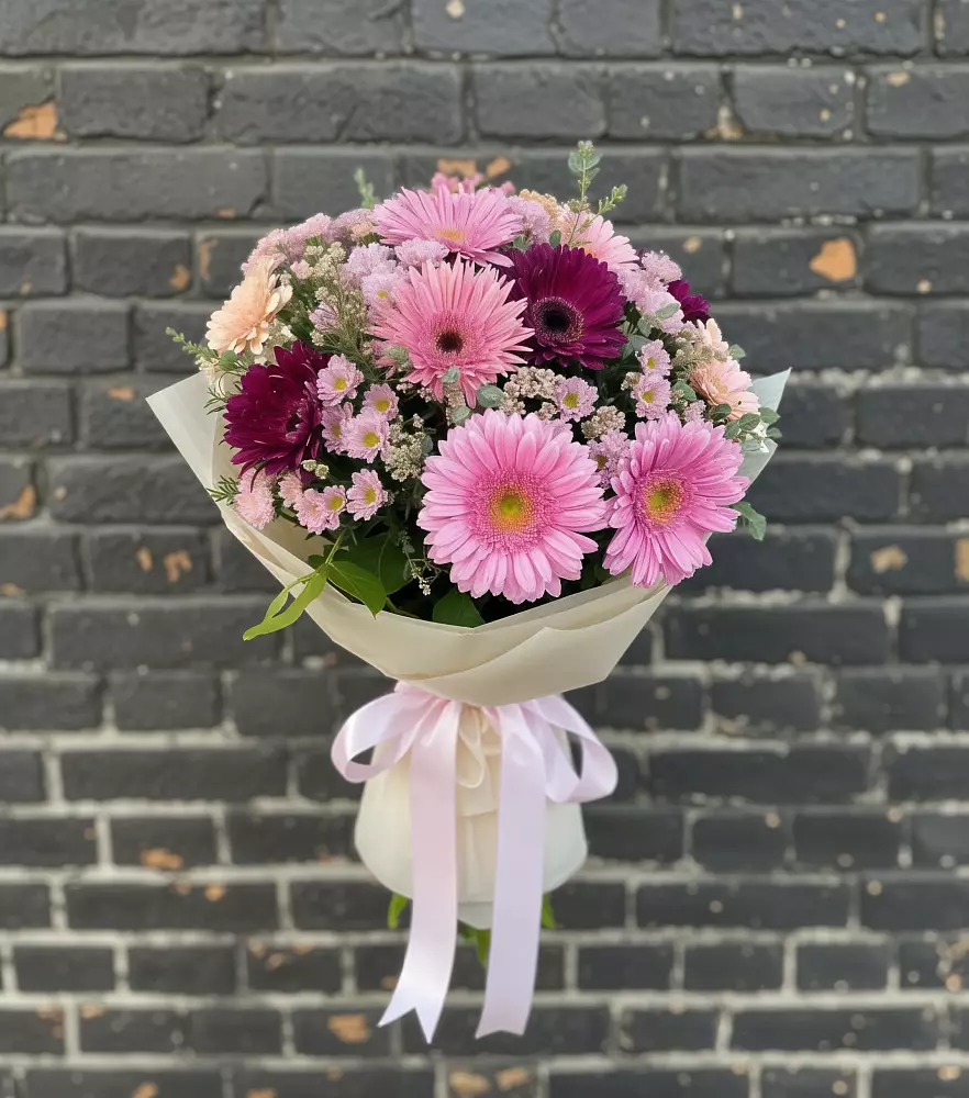 Букет цветов из: Герберы и Хризантемы в Полысаево