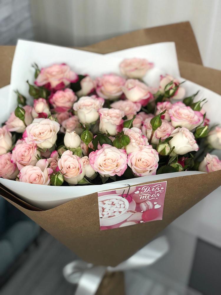 Букет цветов из: Розы в Полысаево