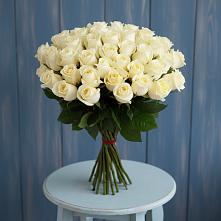 Букет 51 Белая роза Эдлесс Лав в Полысаево