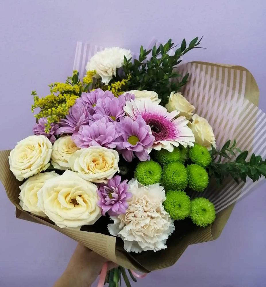 Букет цветов из: Хризантемы, Розы, Гвоздики и Герберы в Полысаево