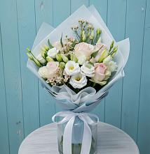 Букет цветов из:  Розы и Лизиантусы в Полысаево