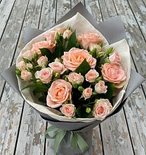 Букет цветов из:  Розы в Полысаево